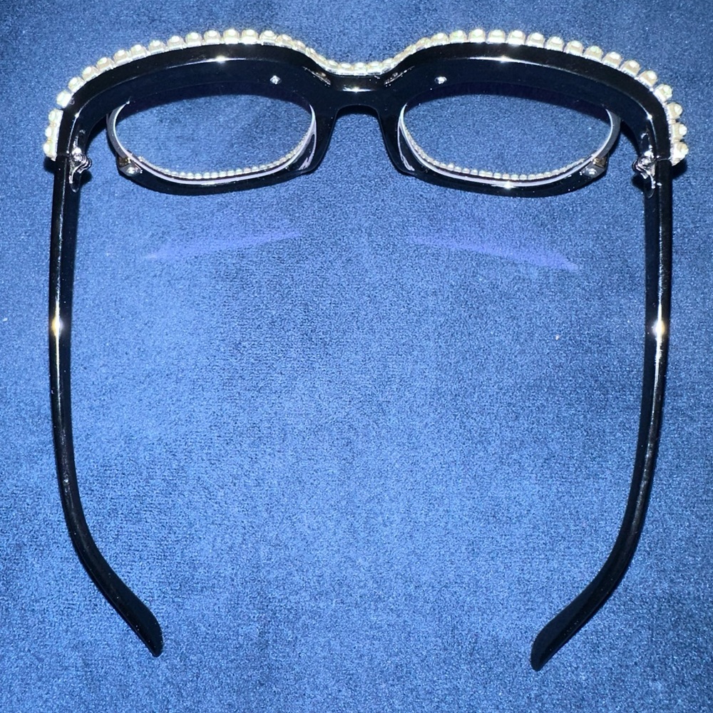 New Rhinestone Frames - Picture 4 of 8